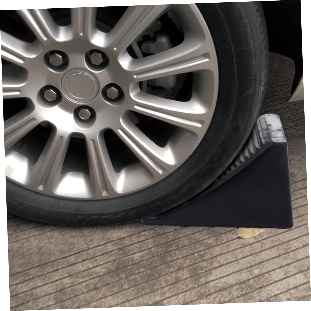 Wheel Chocks for Rv 2 Pack Non-Slip Rubber Wheel Stabilizers Ropes for Trailer