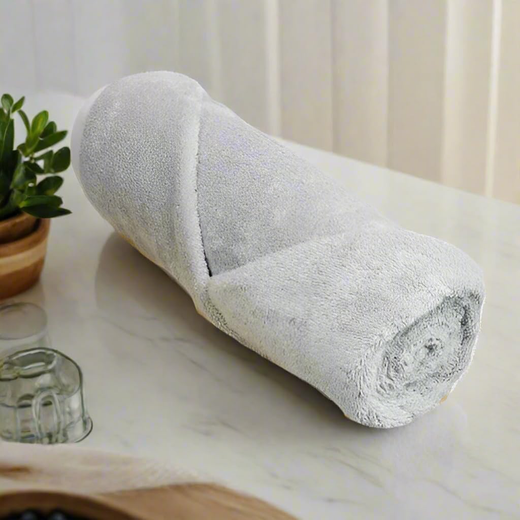 HEELIUM Bamboo Bath Towel | Ultra Absorbent | 3X Softer Than Cotton Towels | 140 x 70 cm - 600 GSM | Pack of 1 - Light Grey