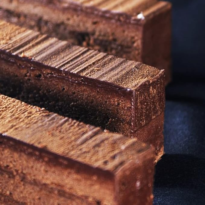 Amazon Co Jp ヒロコーヒー 濃厚チョコレートケーキ ヒロ大黒 箱入り 食品 飲料 お酒 Amazon Co Jp ヒロコーヒー 濃厚チョコレートケーキ ヒロ大黒 箱入り 食品 飲料 お酒