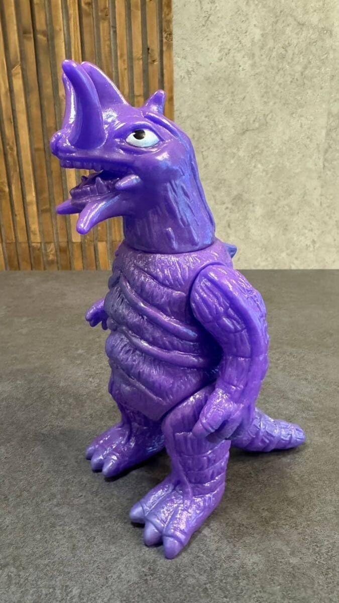 Amazon.co.jp: 増田屋 拘束怪獣 バロン ザウルス 紫 スペクトルマン