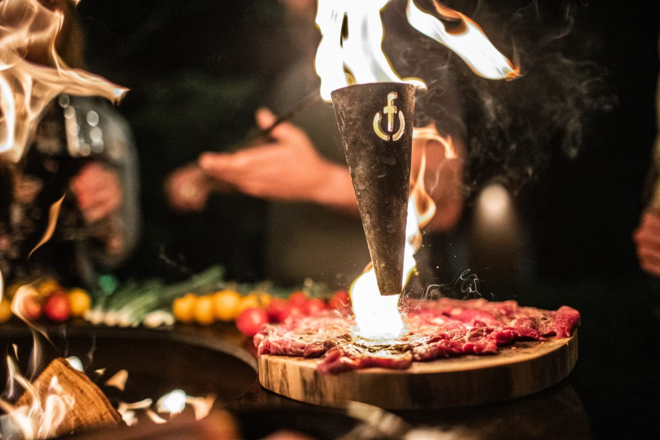Forged Flambadou, fabriqué en Fonte, Manche en Bois d'olivier