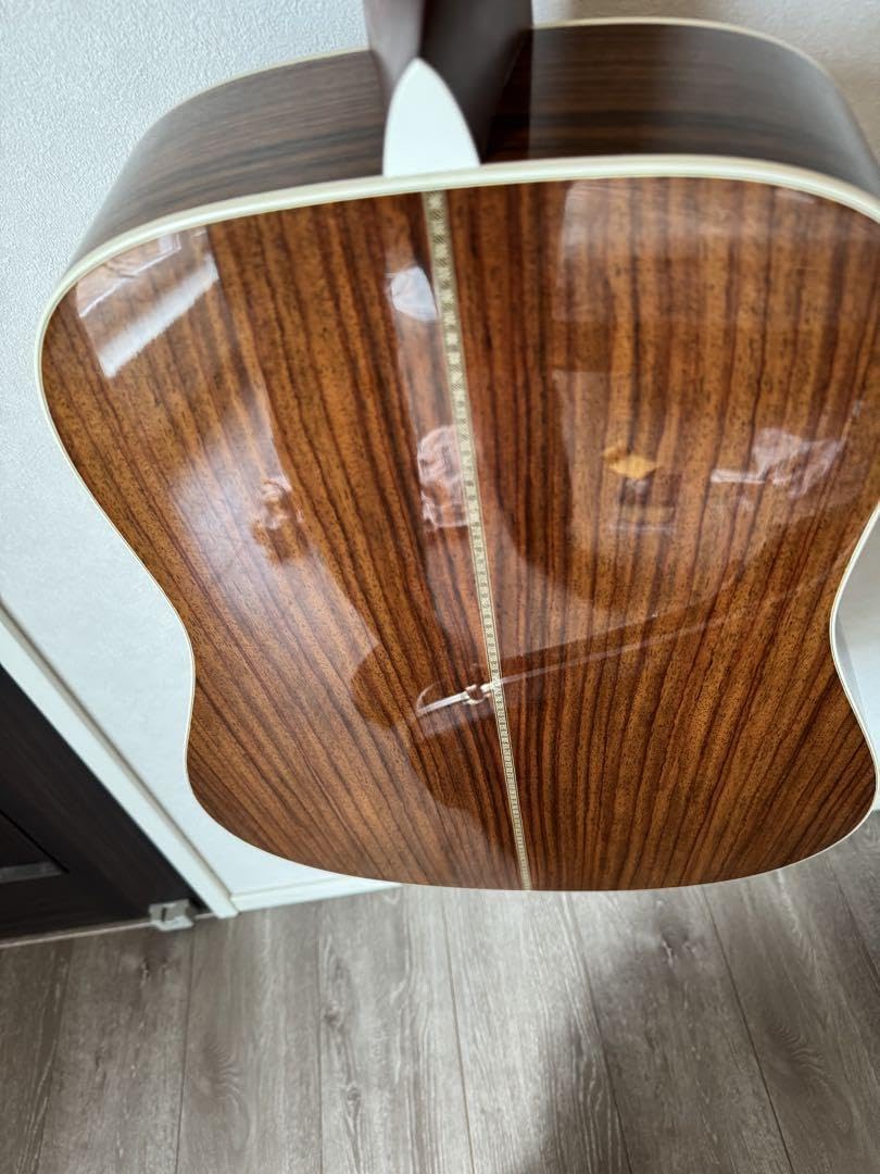 Martin D-28 アコースティックギター ハードケース付 Martin D-28 アコースティックギター ハードケース付