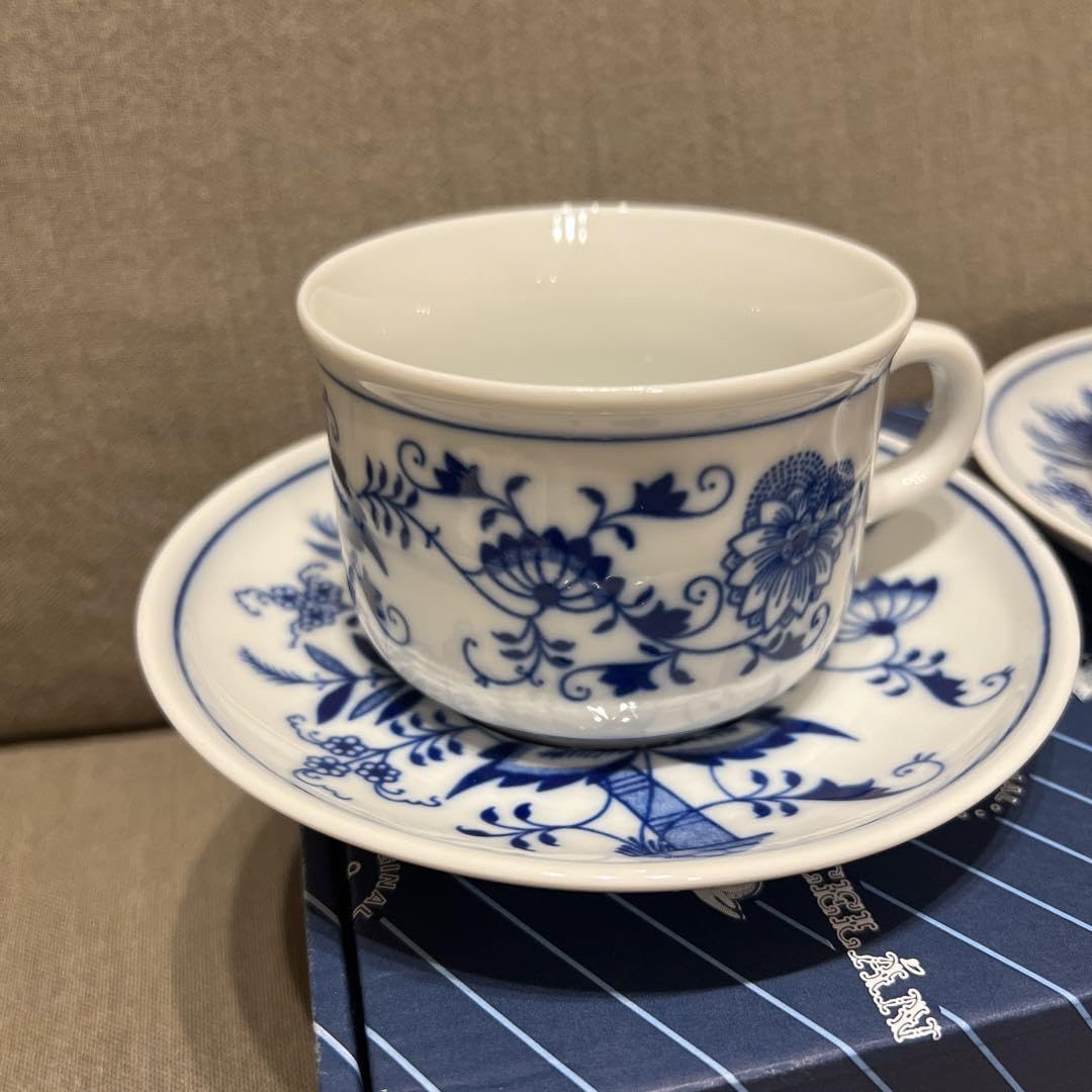Amazon.co.jp: ブルーオニオン カールスバード ボヘミア 陶器 コーヒー