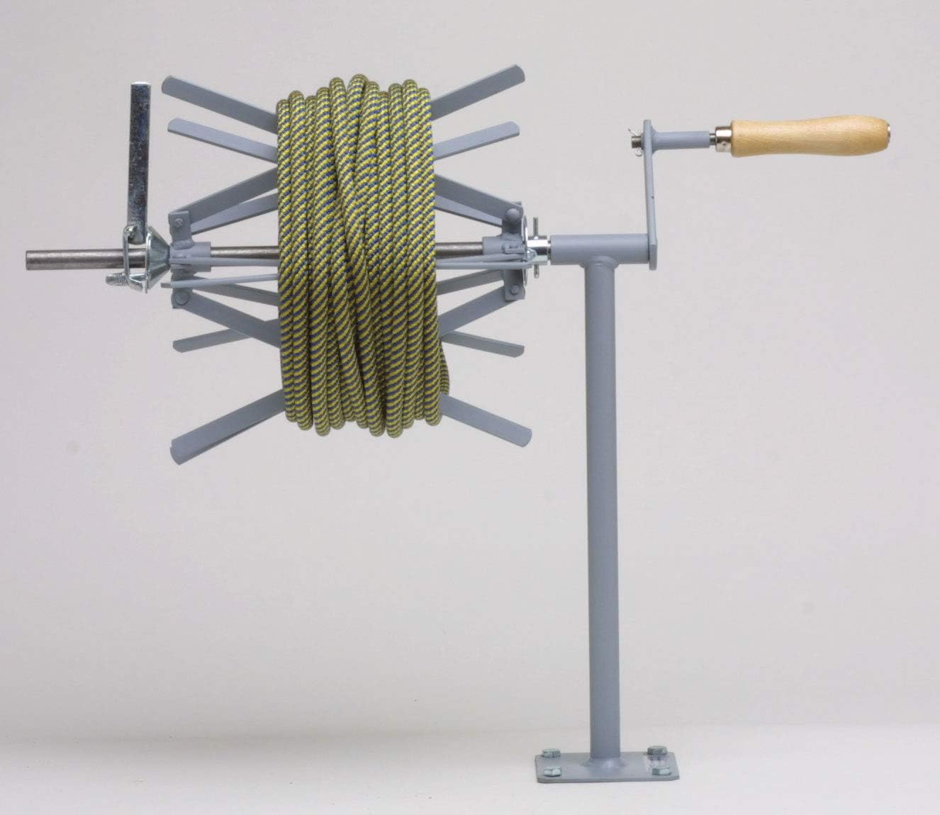 Olympic 300 Collapsible Reel with stand