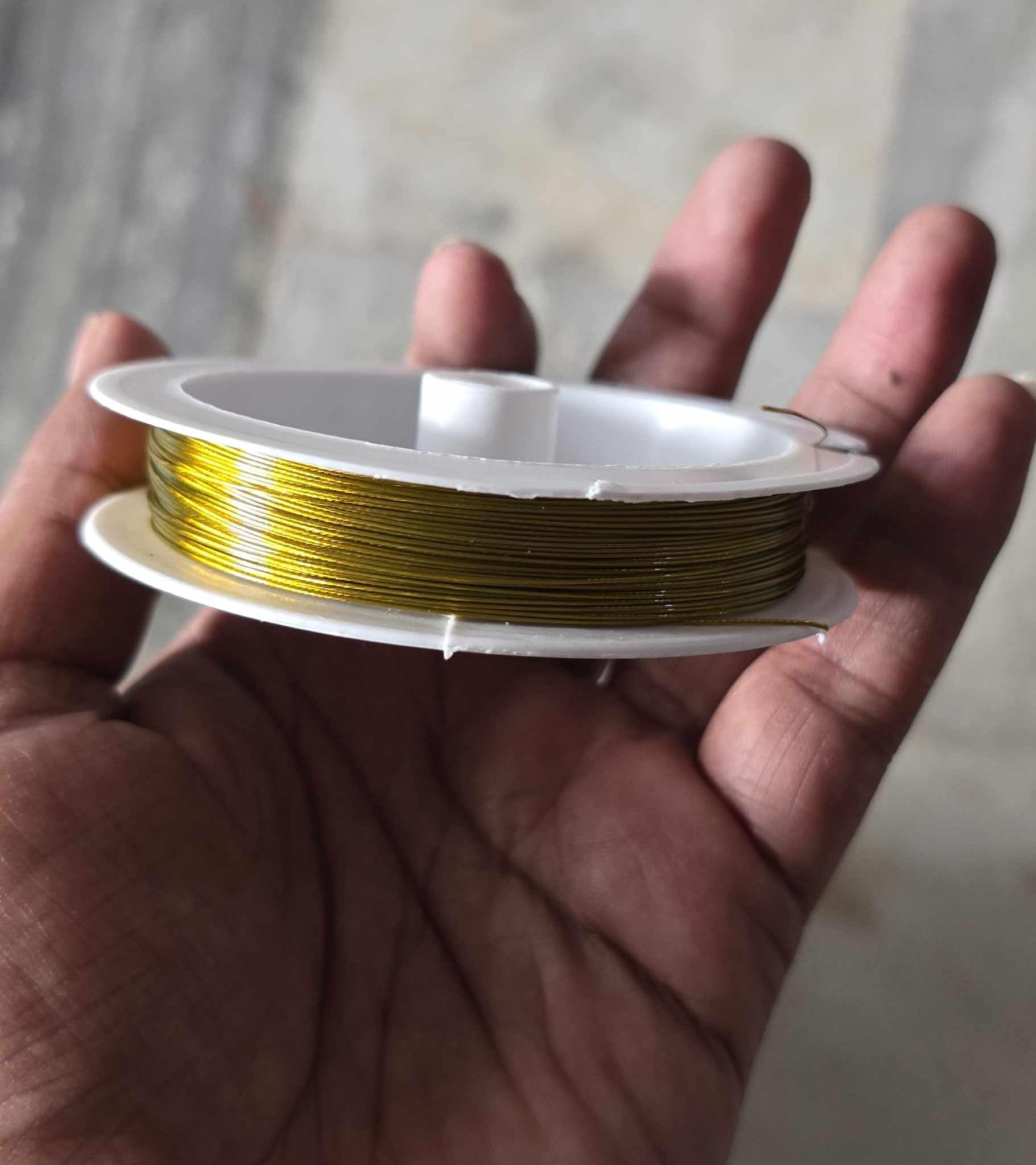 Beadman Gold 28 Gauge/0.3mm Tiger Tail Beading Brass Wire 164 Feet 7 Strands Nylon-Coated Stainless Steel Soft Craft Wire Tarnish Resistant for Beaded Jewelry DIY Making Pack of 1 Roll.