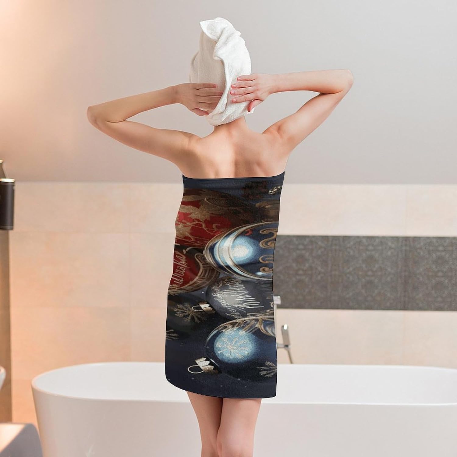 Christmas Balls1 Towel Vacation Accessories Essentials Soft Lighterweight，Bath Towel for Adults Women Men，Bath Towels Gift for All Occasions, Machine Washable.