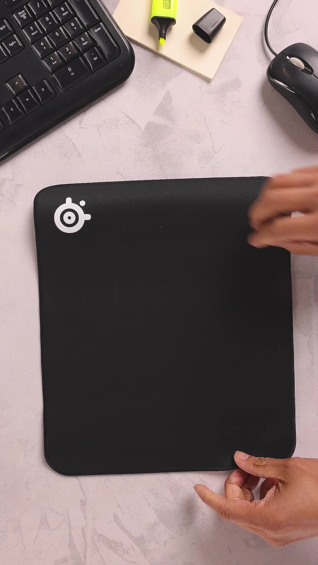 SteelSeries 63822 QcK Gaming Surface - Medium Stitched Edge Cloth