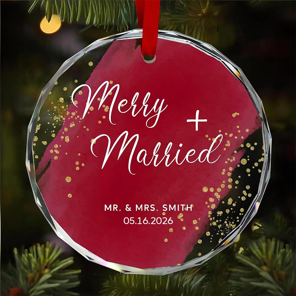 Personalized Merry and Married Crystal Ornament - Custom Wedding Gift, Newly Married Glass Keepsake, Wedding Day Present, Bridal Shower Gift, Mr &amp; Mrs Christmas Ornament, Newlywed Couple Decor