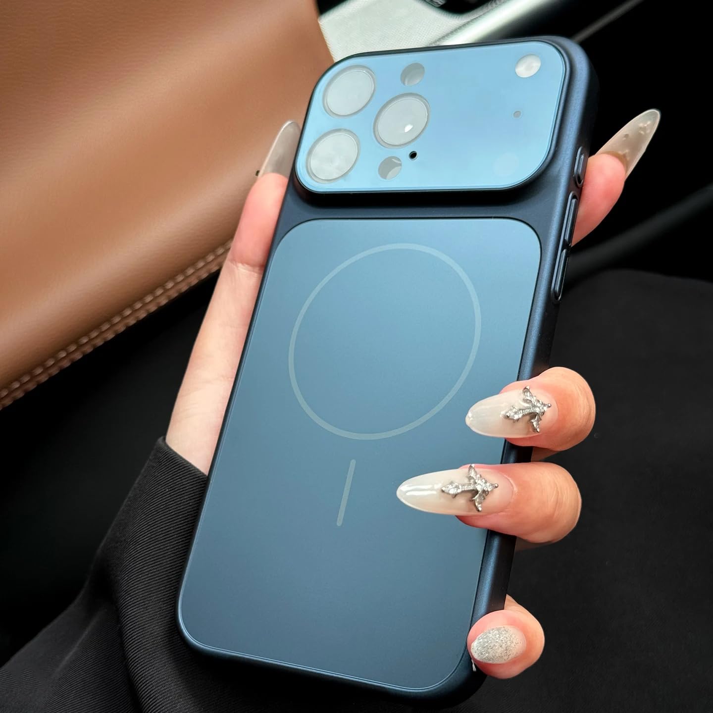 Coque rigide iPhone 16 Plus magnétique bleu marine anti-choc - 6