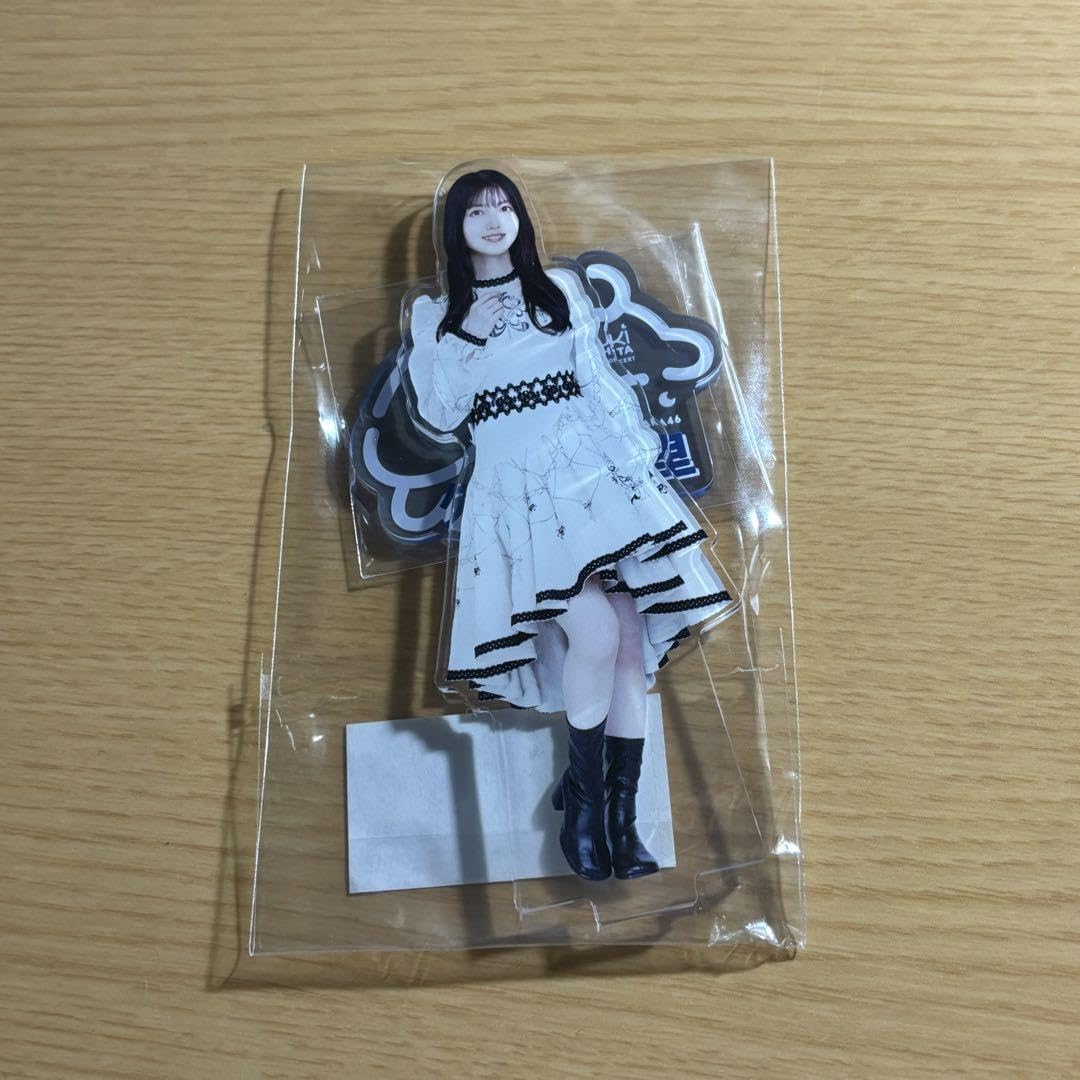 Amazon.co.jp: 久保史緒里 アクスタ 山下美月卒コン : おもちゃ