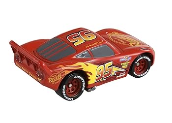 Amazon.co.jp: Disney Cars Tomica Lightning McQueen