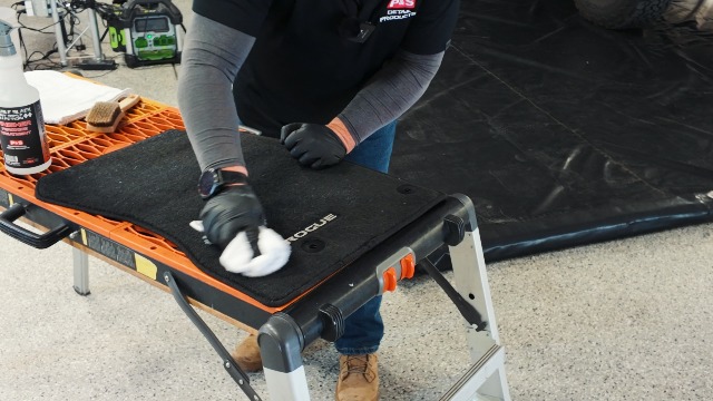 Amazon.com: P & S PROFESSIONAL DETAIL PRODUCTS - Carpet Bomber