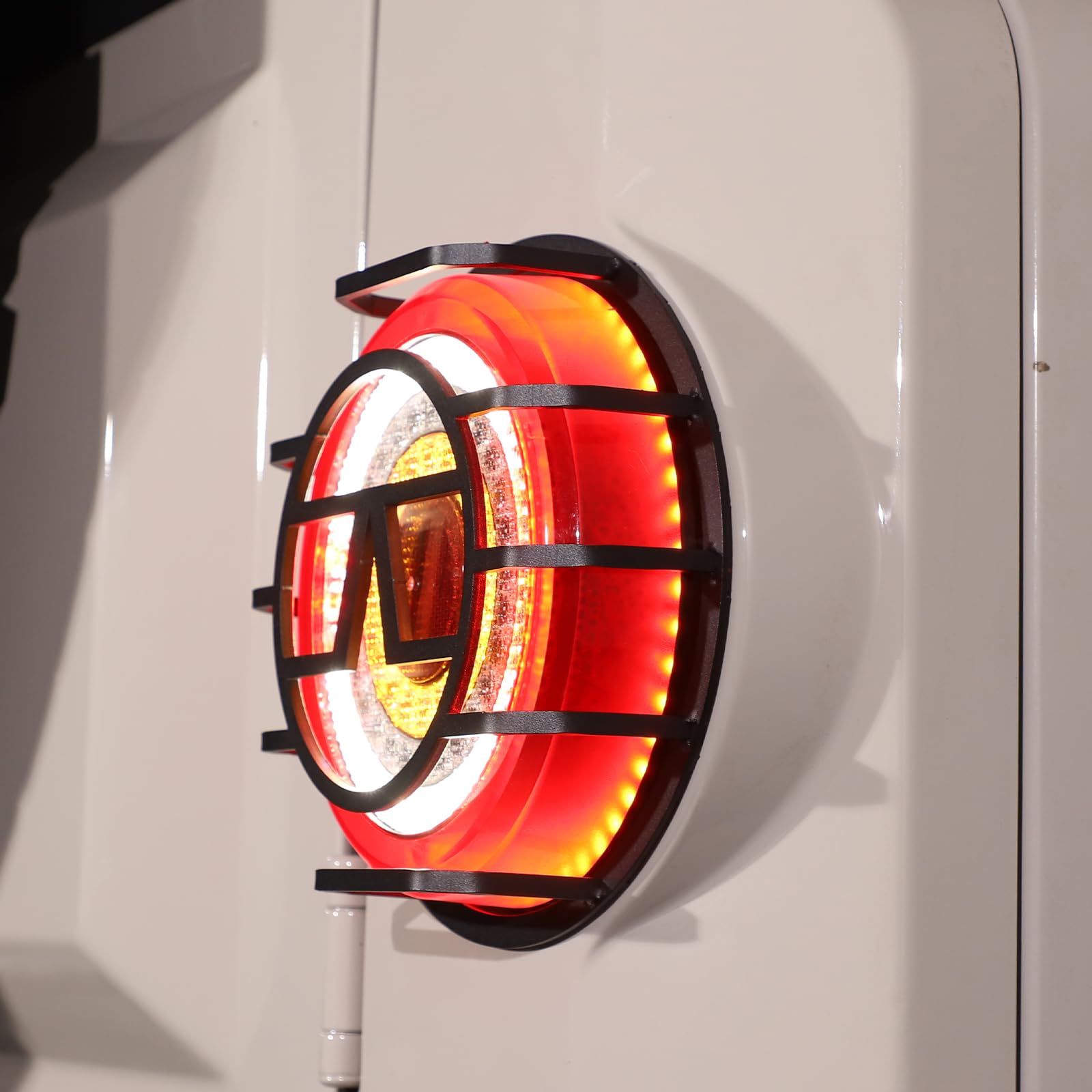 PIUGILH Fanale posteriore per auto, adatto per INEOS Grenadier 2020 – 2024, copertura per rete di protezione della luce posteriore, luci fendinebbia posteriori per auto, accessori per accessori