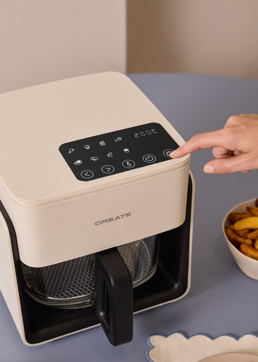 CREATE/AIR FRYER STUDIO CRYSTAL/Friteuse sans huile 4,2 L sans vaporisateur d’eau blanc cassé/Capacité 5-6 portions, 6 programmes, plateau en verre, contrôle du temps et de la température, 1300W