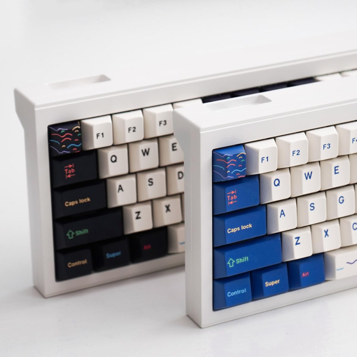Amazon | 青と白のキーキャップ 129キー チェリープロファイル