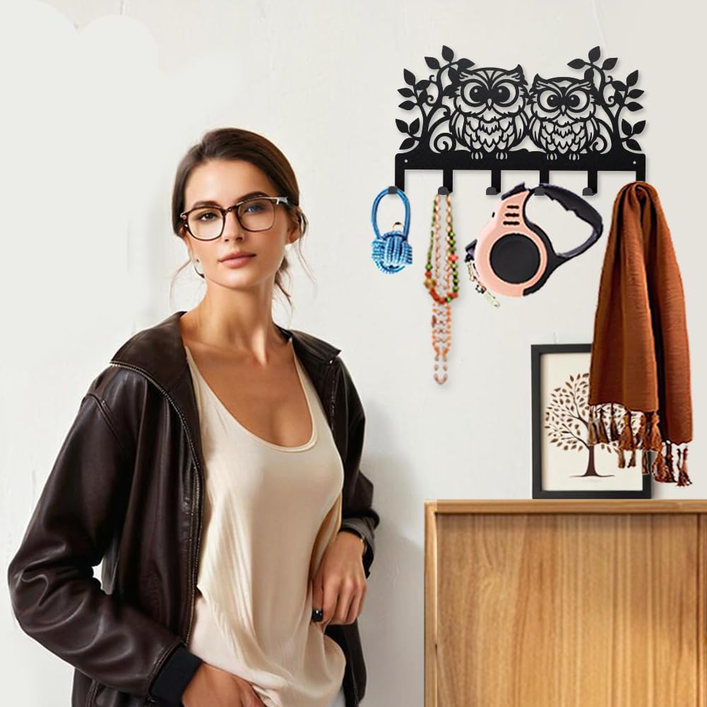 MAYJOYDIY Cartoon Owls Metal Key Hook Leaves Branches Coat Rack Wall Mounted 15.7×9.1inch Art Wall Decor Key Holder Organizer Rack with 6 Hooks for Gift Coats Hats Towels Bags Hanging
