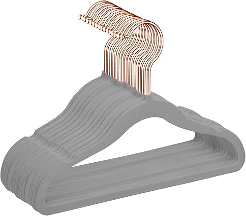 MIZGI Ganchos premium de terciopelo para niños (paquete de 50) con ganchos de cobreoro rosa, ahorro de espacio, ultra-delgados, antideslizantes, uso