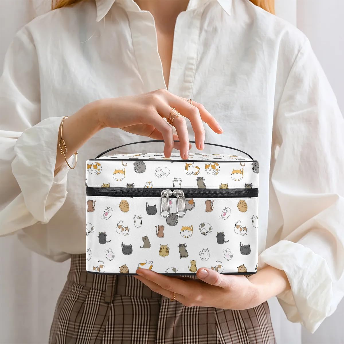 Large Makeup Bag Travel Cosmetic Bags for Women White Cute Colorful Animal Cat Makeup Organizer Case Toiletry Bag for Girls Traveling Wide Open Portable Pouch with Handle