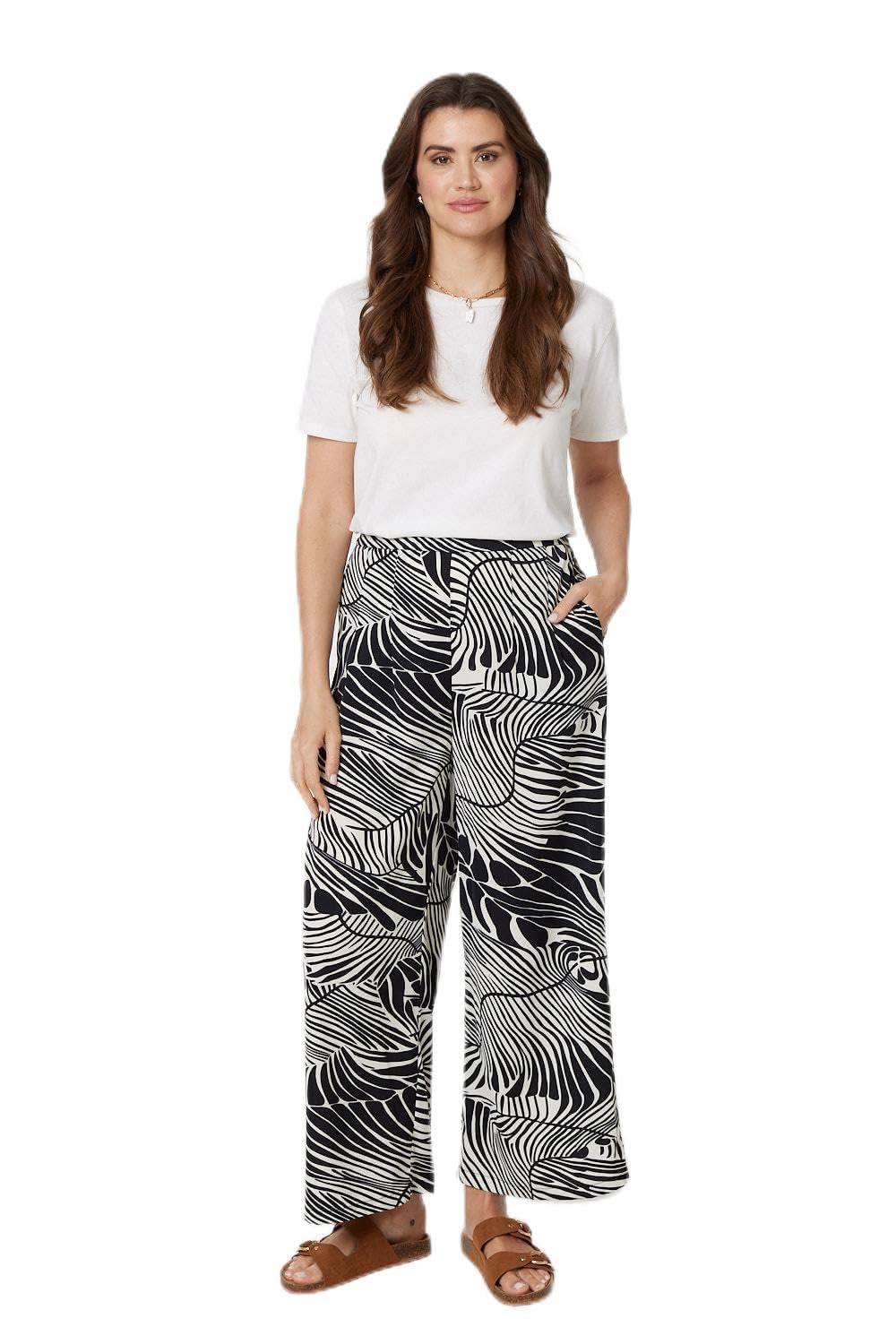 Izabel London Women's Black Printed High Waisted Wide Leg Trousers In Size 14