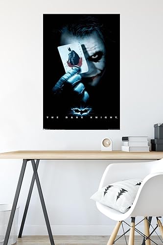 Miniatura 4 de Trends International Póster de pared de la película de DC Comics, The Dark Knight, The Joker con Batman Playing Card de pared, 22.375 x 34 pulgadas,