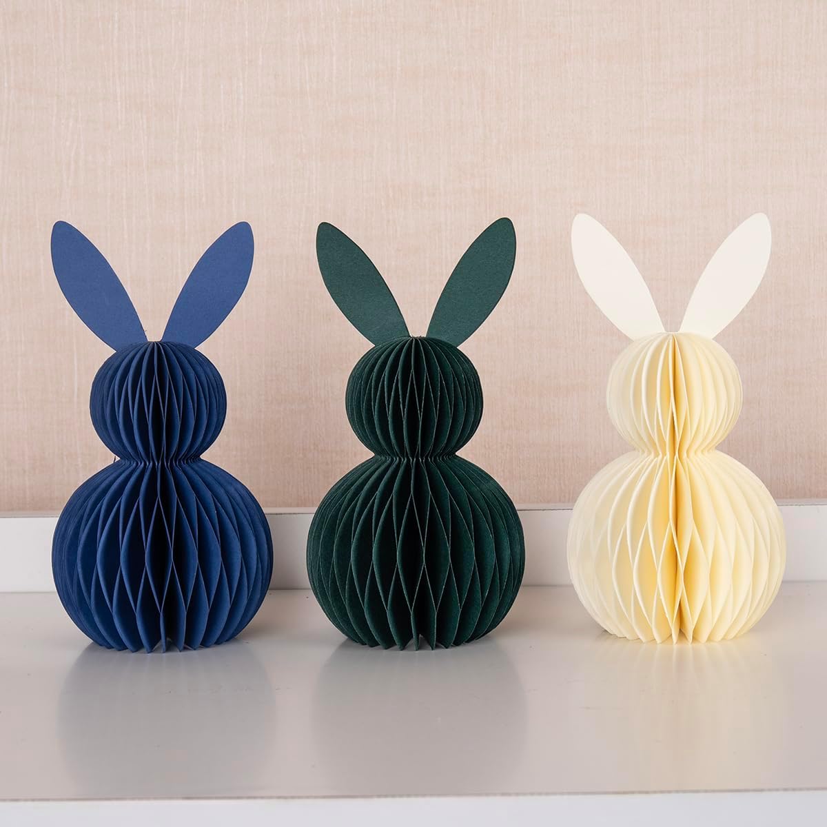 3D Honeycomb Paper Bunny Decorations, Easter Rabbit Figurines, Multicolor Rabbits Table Centerpiece Decor