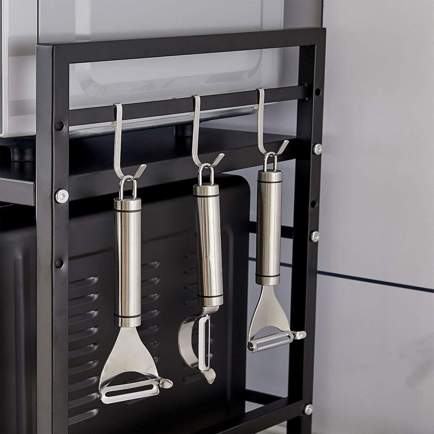 Soporte ajustable de 2 niveles para microondas con estante expandible, 3 ganchos y encimera de cocina negra para espacios pequeños (41,5 60 cm)