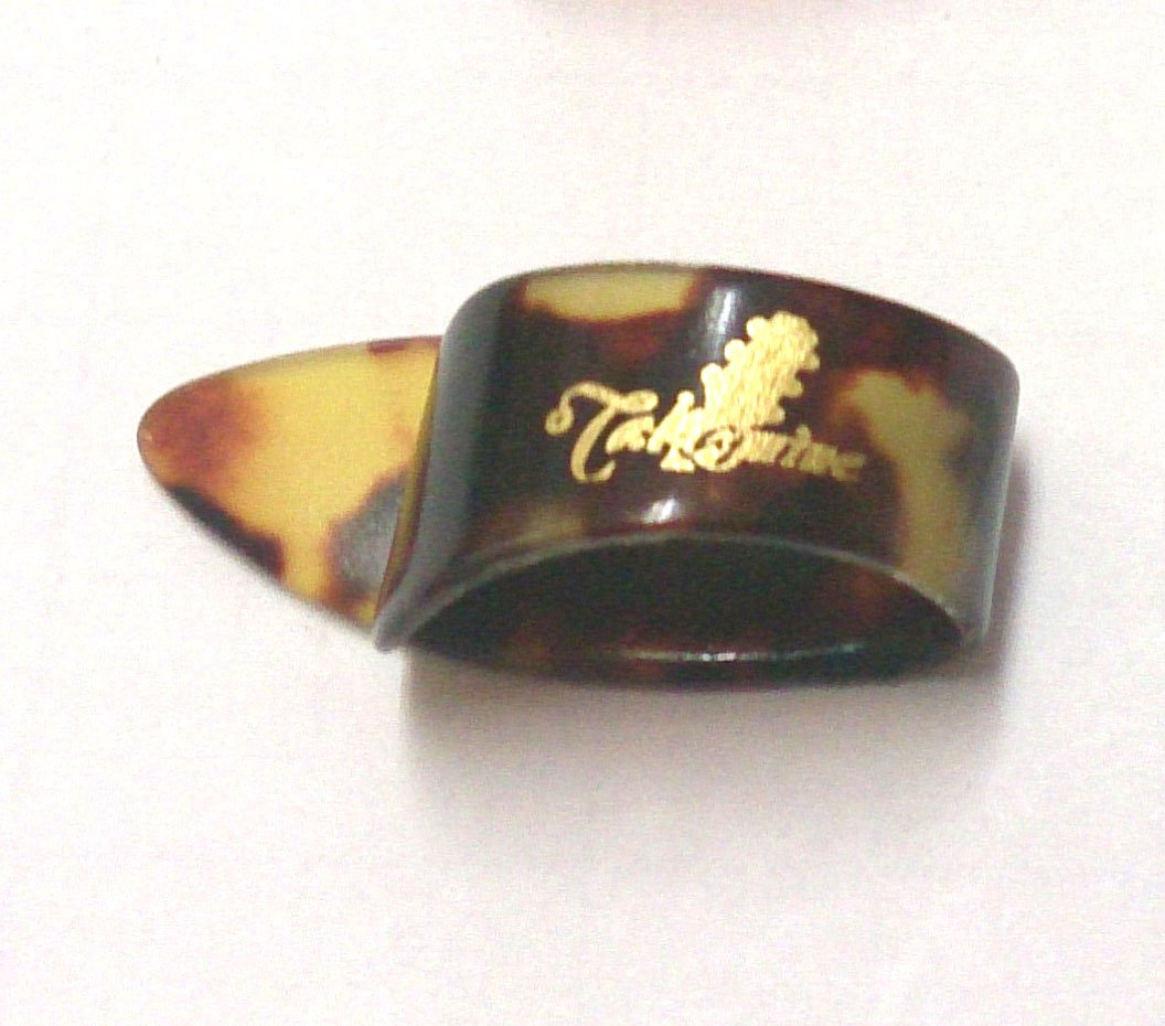 Amazon | Takamine サムピック ミディアム1.5mm TP-TPT(べっこう柄 