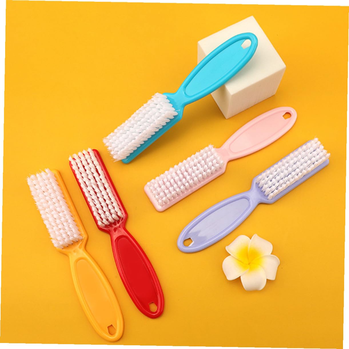 Cabilock Set 24 Pezzi Spazzole per Unghie Leggere in Plastico Impugnatura Ergonomica, Comode da Usare la Pulizia Manicure in Cucina e Lavanderia Colore Casuale