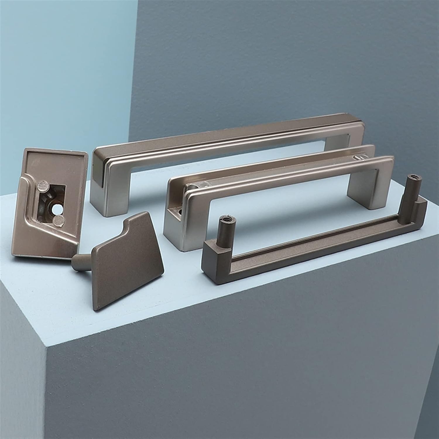 QVWN Modern Gold Chrome Kitchen Handle Cabinet Knobs and Handles Fashion Drawer Pulls Furniture Door Hardwar(E-17)
