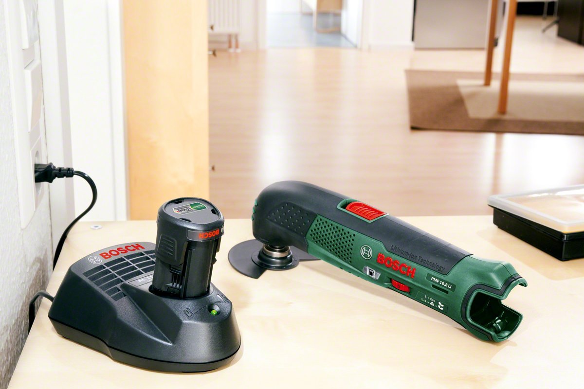 Bosch 603101974 - Pmf 10,8 li-ion de litio inalámbrico todo terreno que ofrece el chip syneon (1 x 10,8 v de la batería, 2,0 ah)