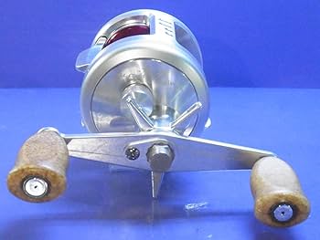 Amazon.co.jp: 美品↑ ダイワ ミリオネア 凛牙 HL 103 定￥60500