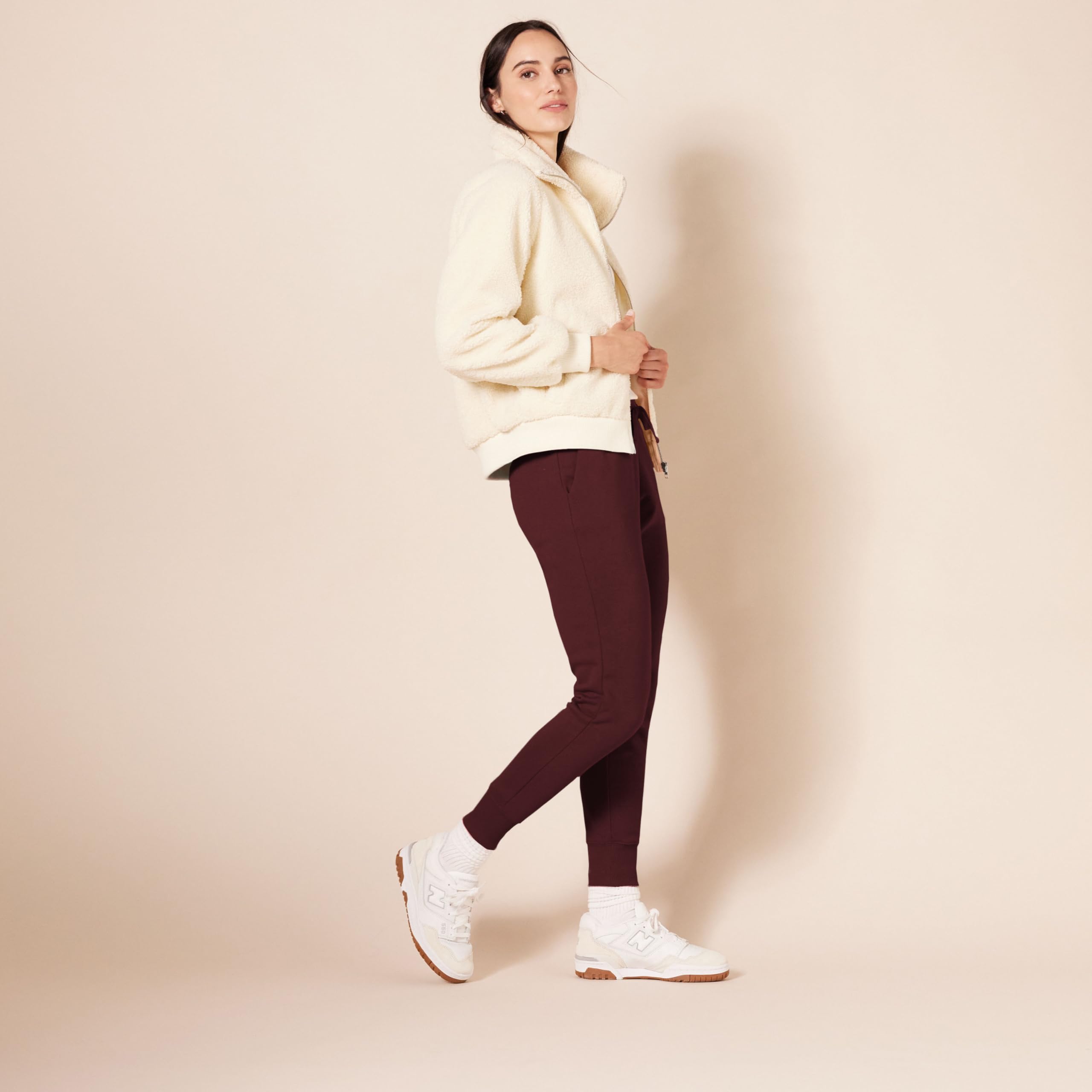 Amazon Essentials Pantaloni da Jogging in Pile con Risvolto (Disponibili in Taglie Forti) Donna