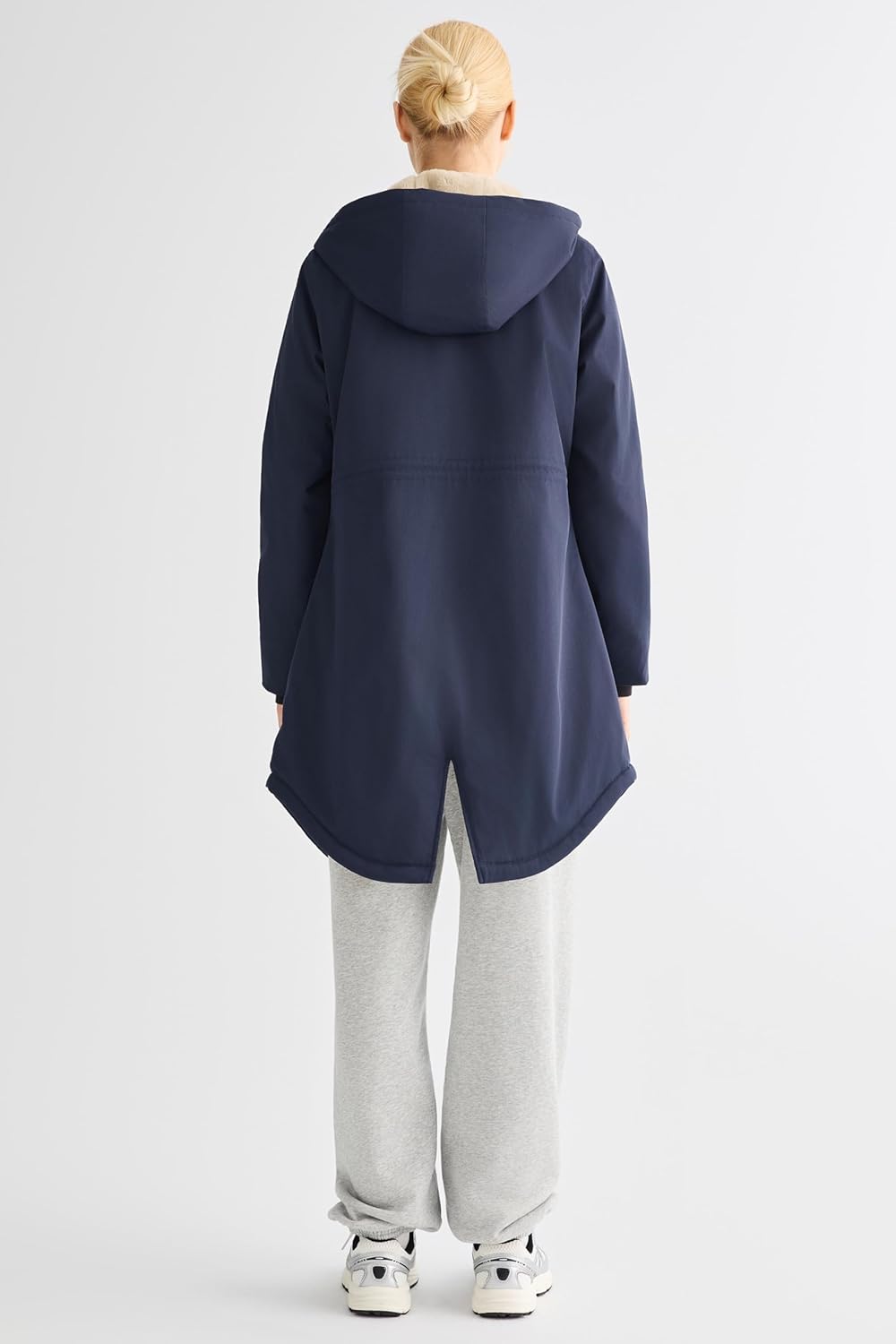 Orolay CHIIONE Winter Coat for Women Thicken Fleece Lined Parka Waterproof Long Warm Puffer Jacket Hooded with Pockets - Image 6