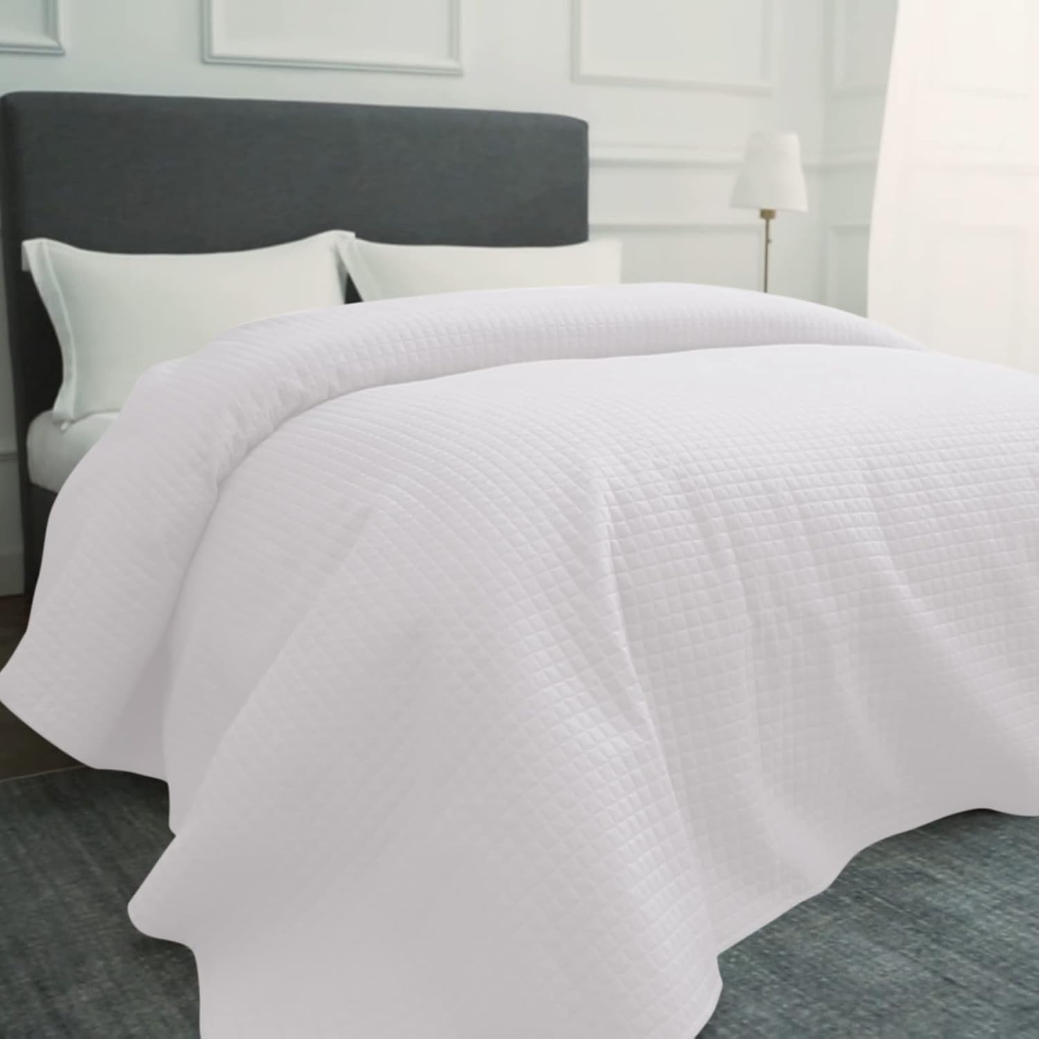 HollyHOME Luxury Checkered Super Soft Solid Single Pinsonic Quilted Bed Quilt Bedspread Bed Cover, White, Twin
