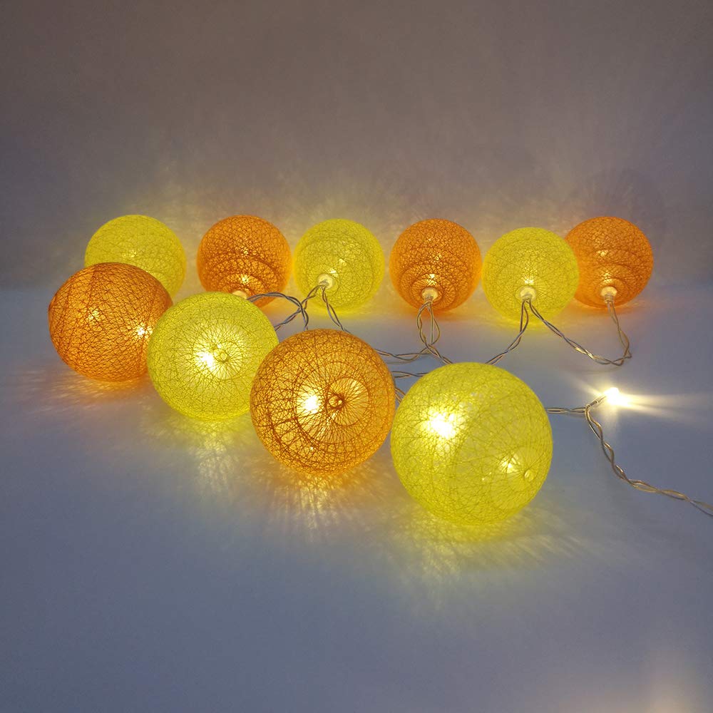 6cm Guirlande Lumineuse Boule Coton, DOTBUY Decoration Noël, LED Guirlande Lumineuse à Piles, Enfant, Chambre Mariage Style Nordique Décorations (Orange Heureuse,1.8M/10LED