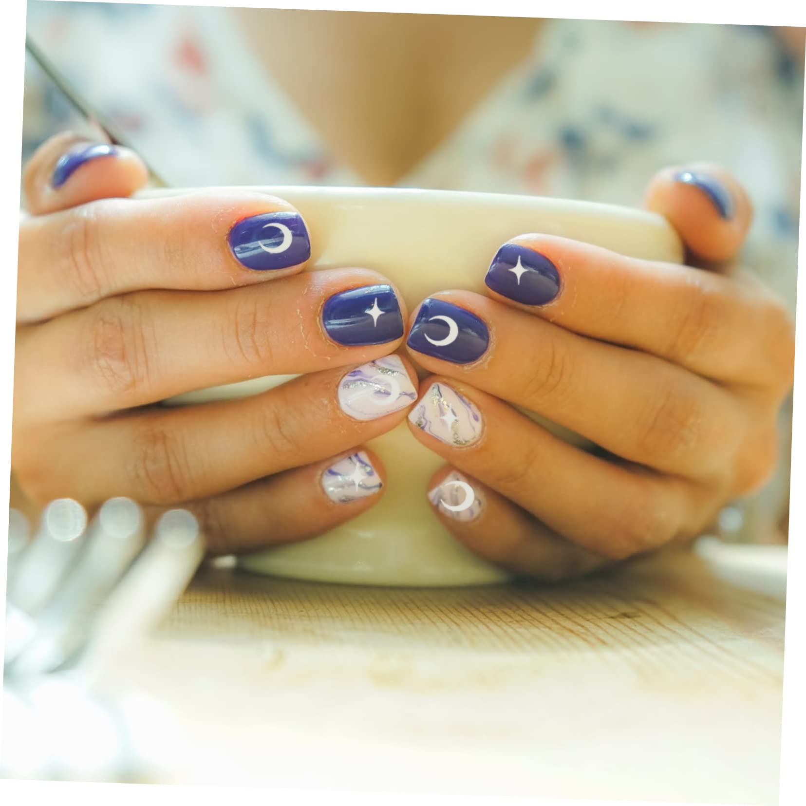 Healeved 40fogli Adesivi Decorativi Per Unghie Nail Art Facile Da Applicare Design Elegante Per Manicure Fai Da Te Adesivi Autoadesivi e Perfetti Per Ogni Occasione
