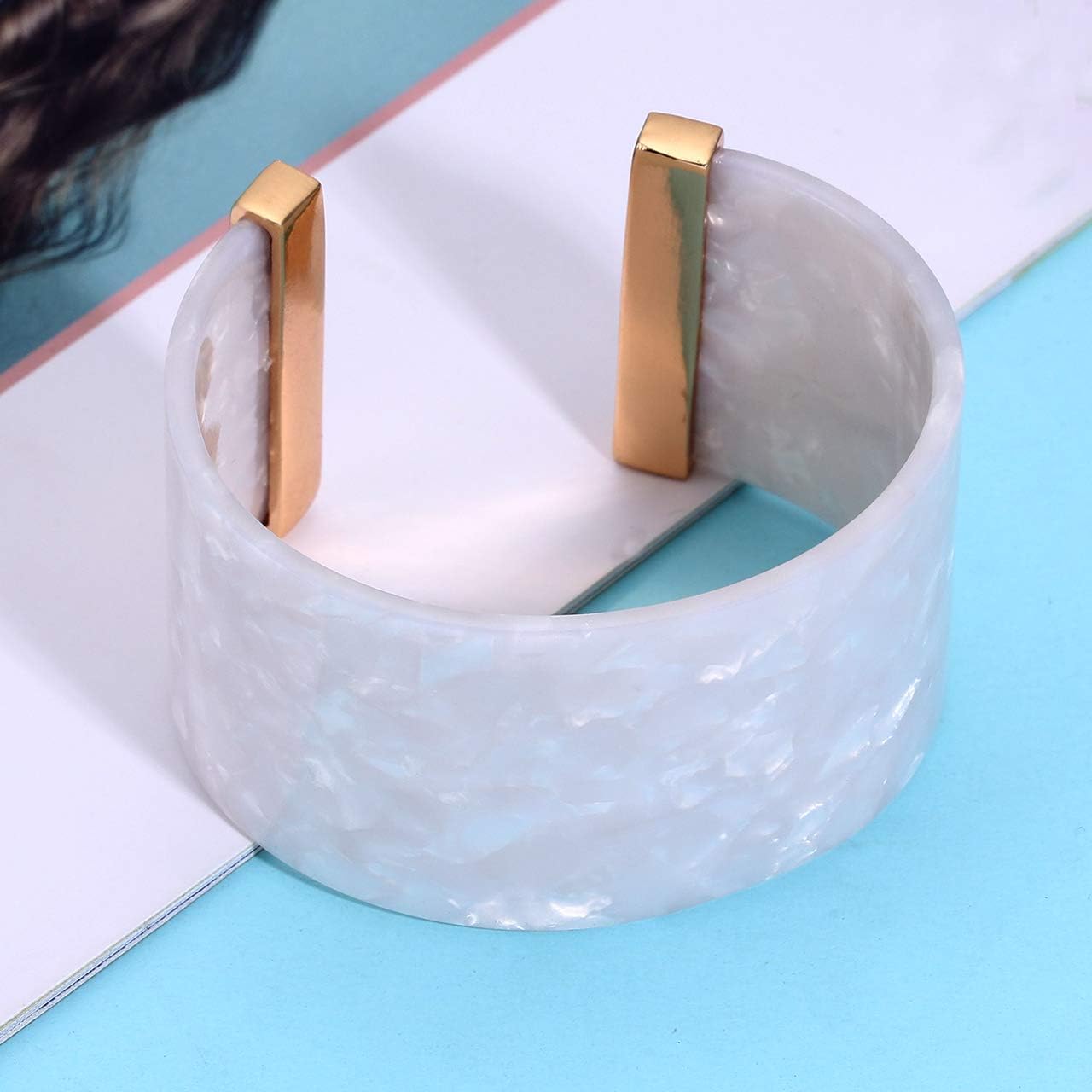 FAERLIIRY Wide Cuff Bangle Bracelet for Women Acrylic Resin Tortoise Bangle Bracelet Statement Adjustable Bracelet (White) - Image 4