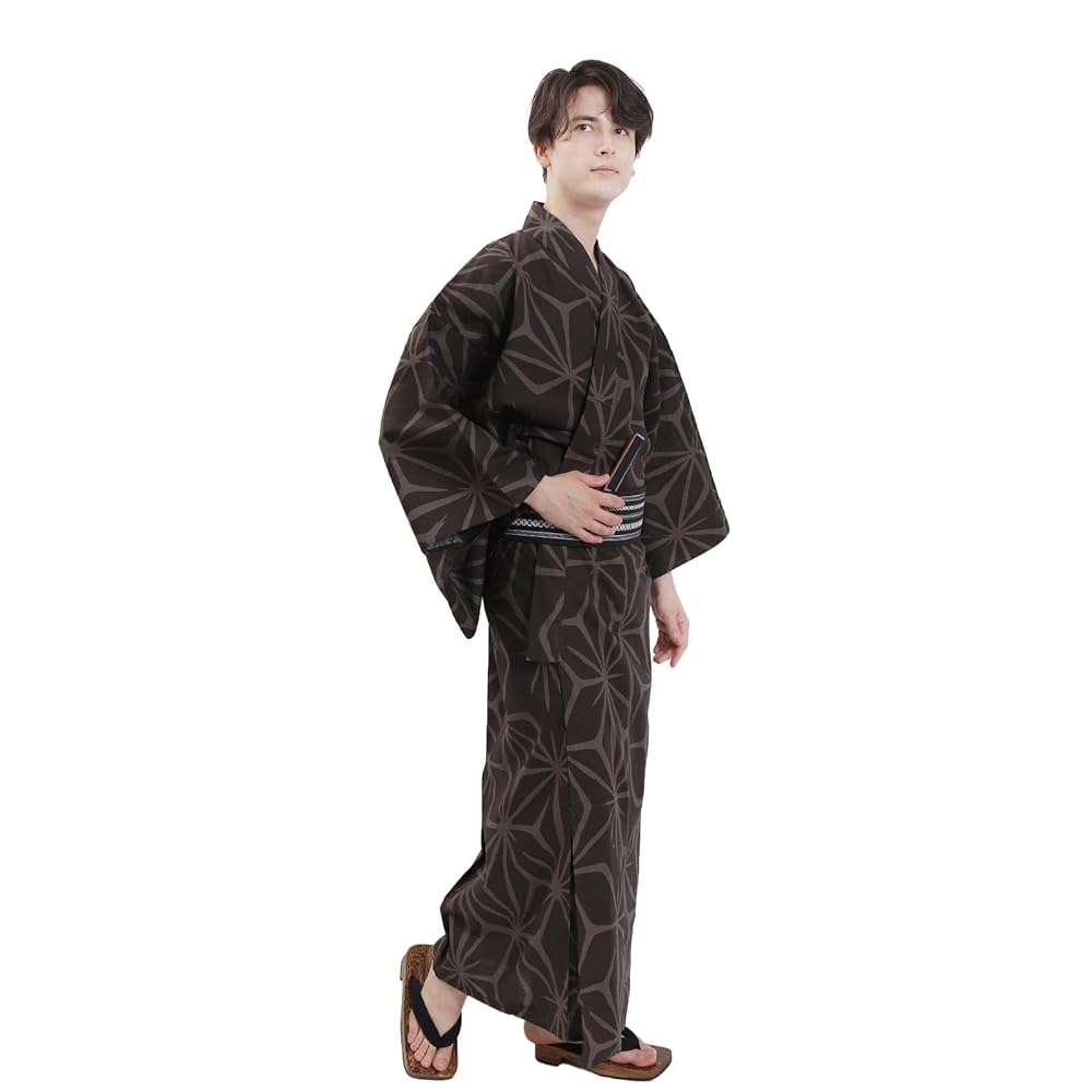 Tika 浴衣 黒 セット 麻の葉模様 Tika 浴衣 黒 セット 麻の葉模様 - メルカリ