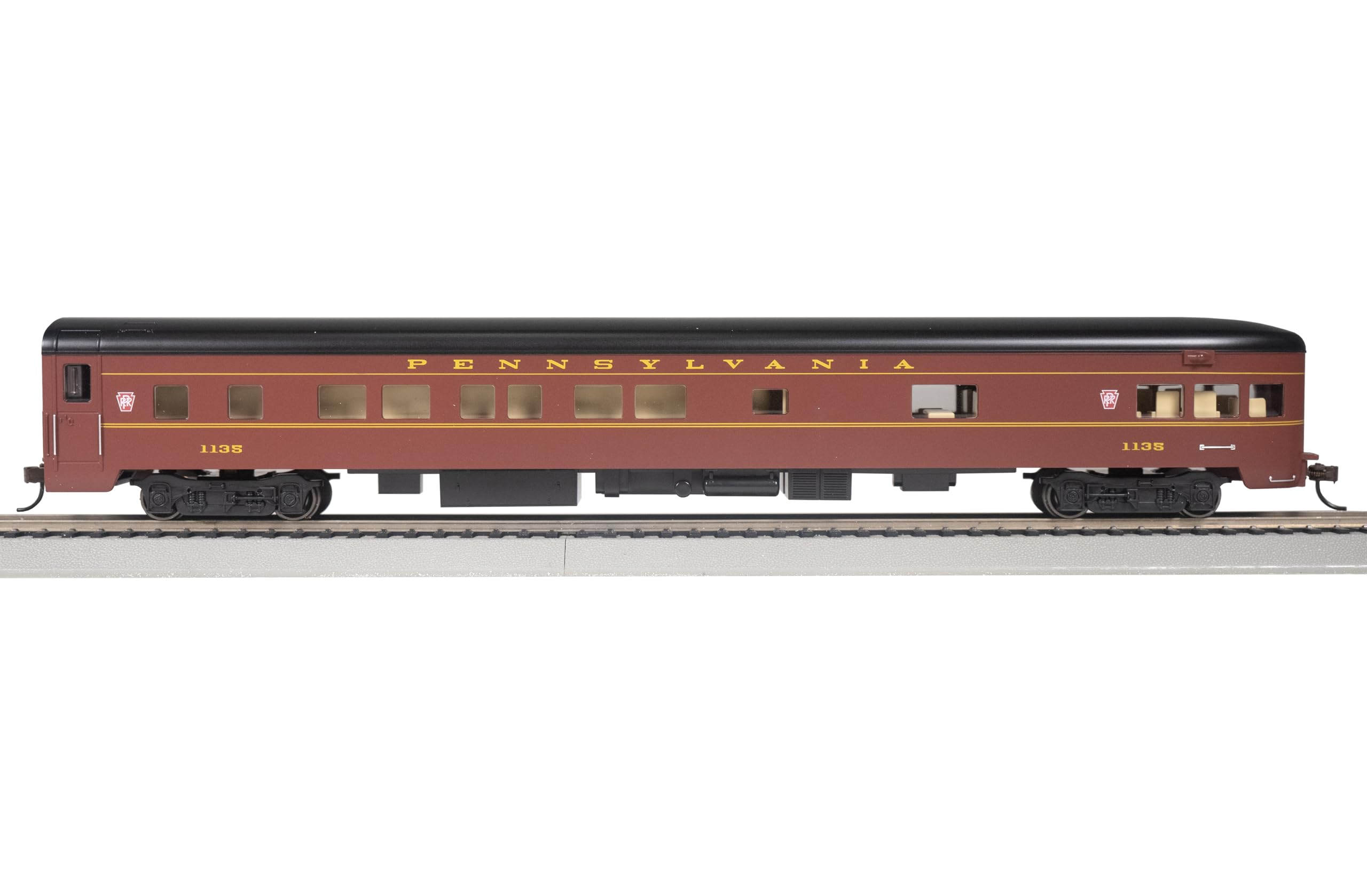 Amazon.com: Bachmann Trains - 85' Smooth-Side Observation Car with