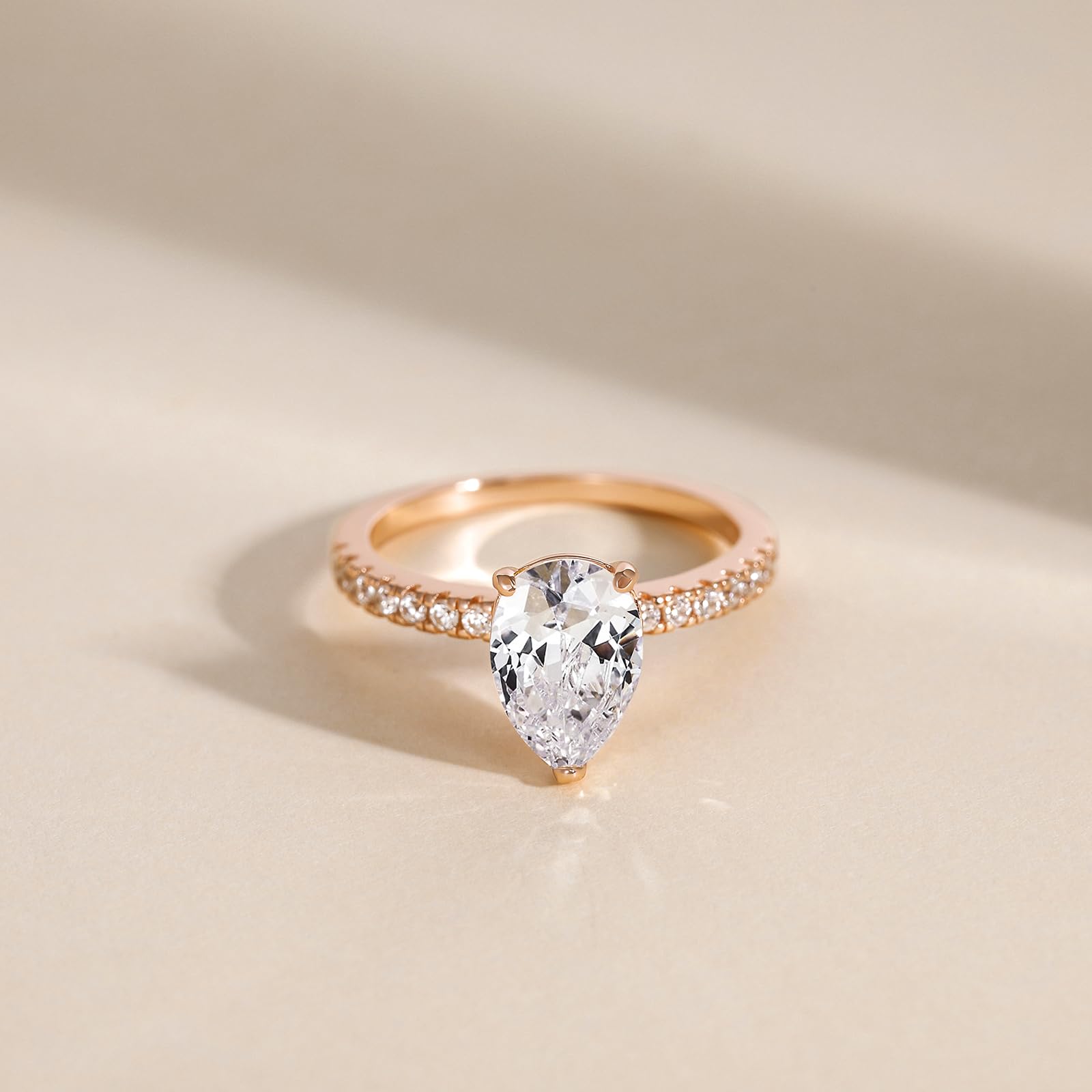 Anelli di Fidanzamento in Argento Sterling 2CT 925 con zirconi cubici Taglio Pera CZ Anelli di promessa di Matrimonio per lei Splendide FEDI Nuziali a Goccia per Donne Taglia 3-13