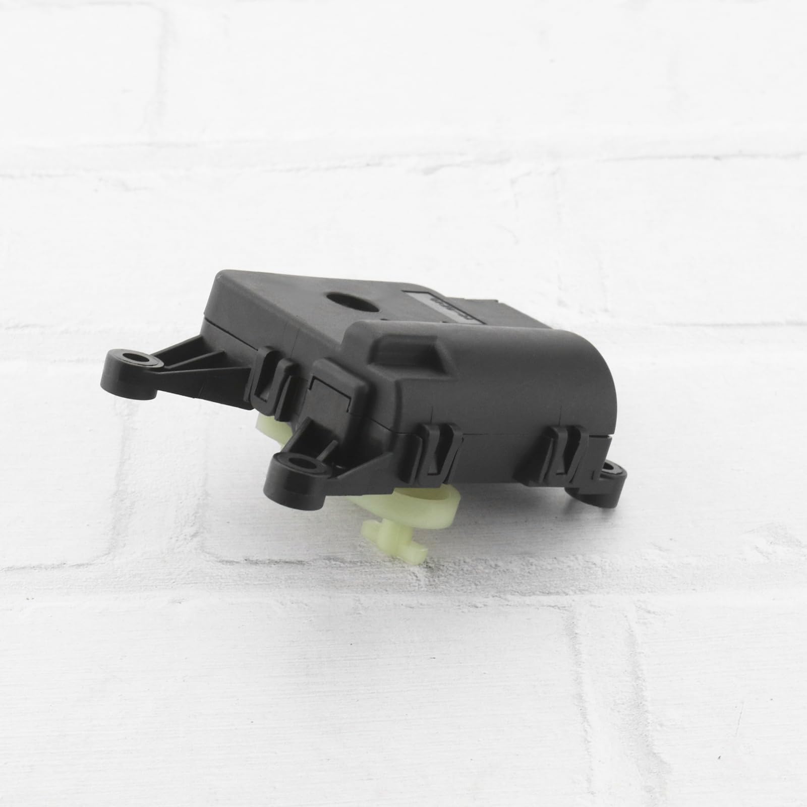 Attuatore per serranda aria condizionata auto 1K0907511B 1K0907511C 1K0907511Q Motore per aletta di ricircolo aria auto compatibile con Audi A3 compatibile con VW