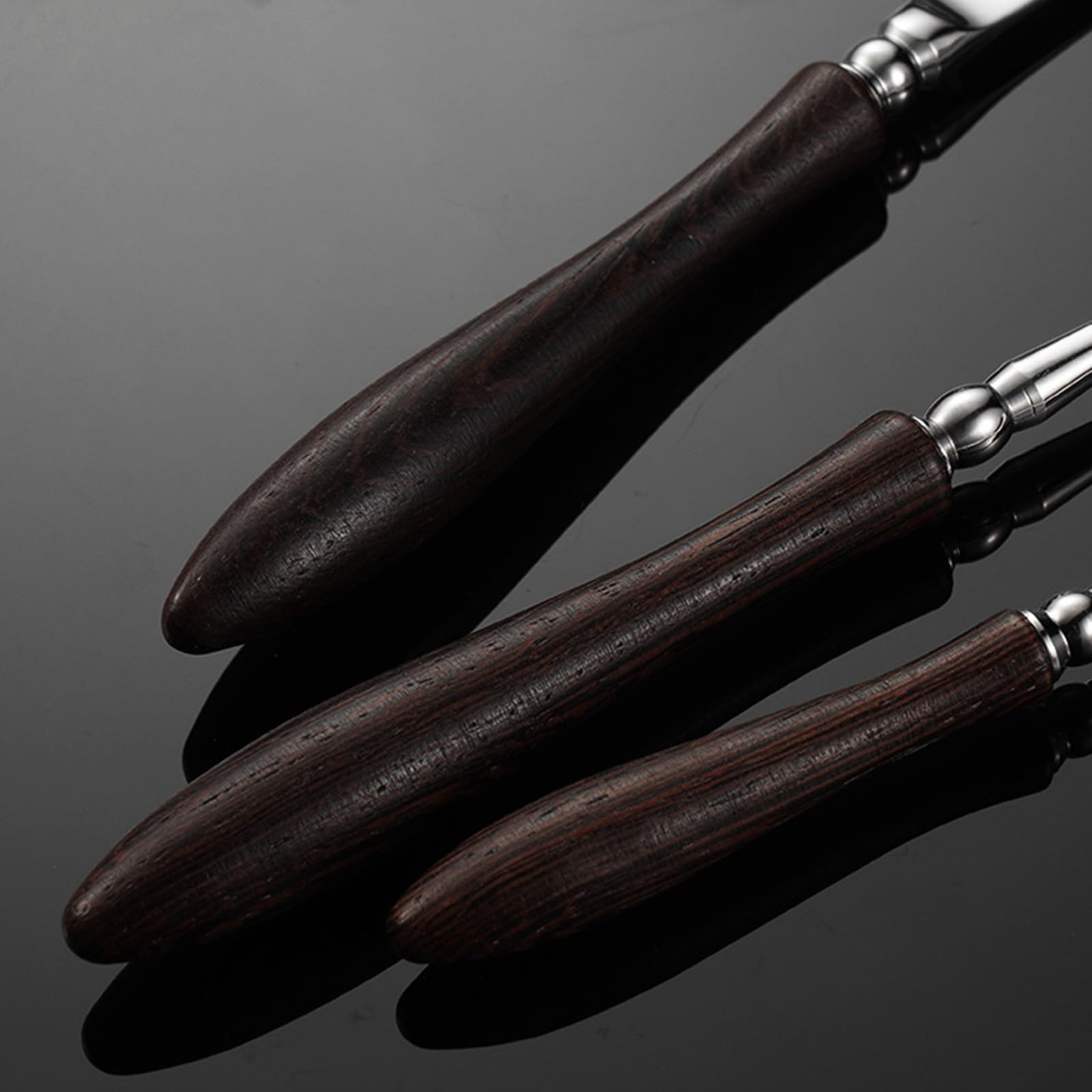 Este Juego de Cubiertos de Madera de 40 Piezas para 8 Personas Incluye un Juego de Cubiertos con Mango de Madera, Utensilios de Acero Inoxidable 18/8, cucharas y Tenedores, Cubiertos para el