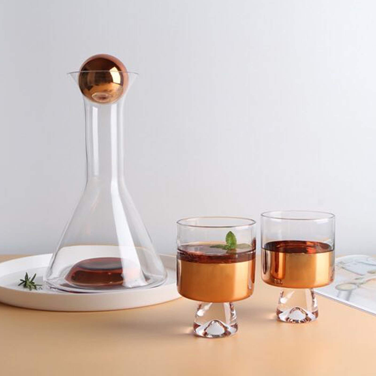 TOMYEUS Teekannen Trinken Exquisite Roségold-Glaskrug- und Glaskugelabdeckung Kreativglaskaraffe kann for Saft, Milchkälte oder heiße Getränke verwendet Werden Trinkflaschen