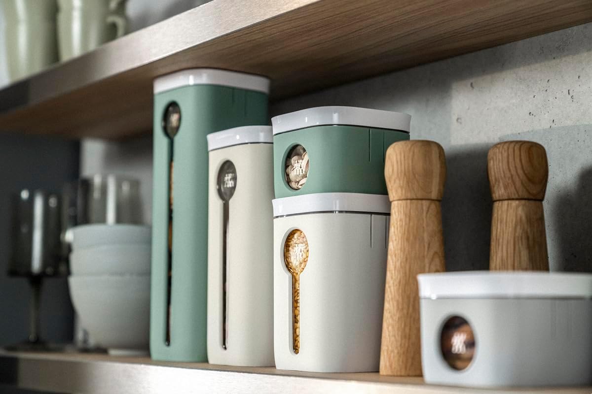 ZWILLING FRESH & SAVE CUBE Set, Size S, 6-Piece Storage Set, Includes 3x CUBE S Containers, Measuring Spoon and NFC Labels