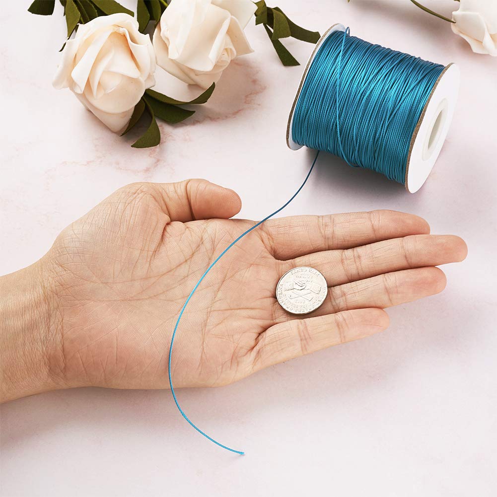 Macramé-koord Polyester 0.5mm - donker bruin - 1 meter - 1050488 Macramé-koord Polyester 0.5mm - donker bruin - 1 meter - 1050488