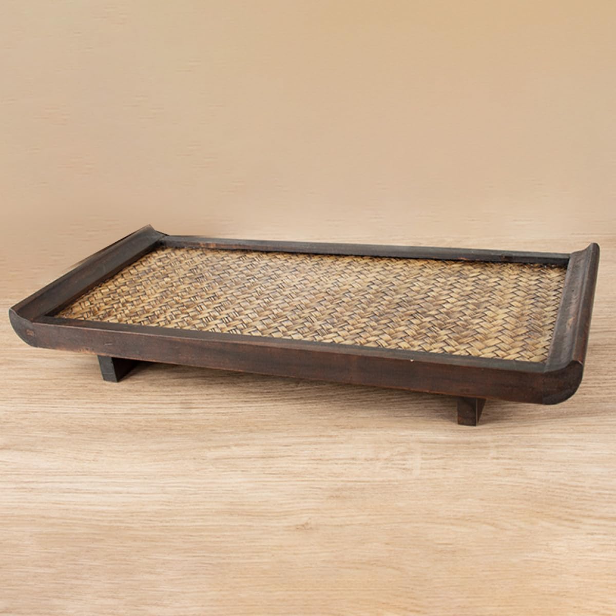 Plateau de service en bambou avec design pratique pour les restaurants et les mariages – Plateau multifonction pour goûter et petit-déjeuner en couleur café, parfait pour le divertissement