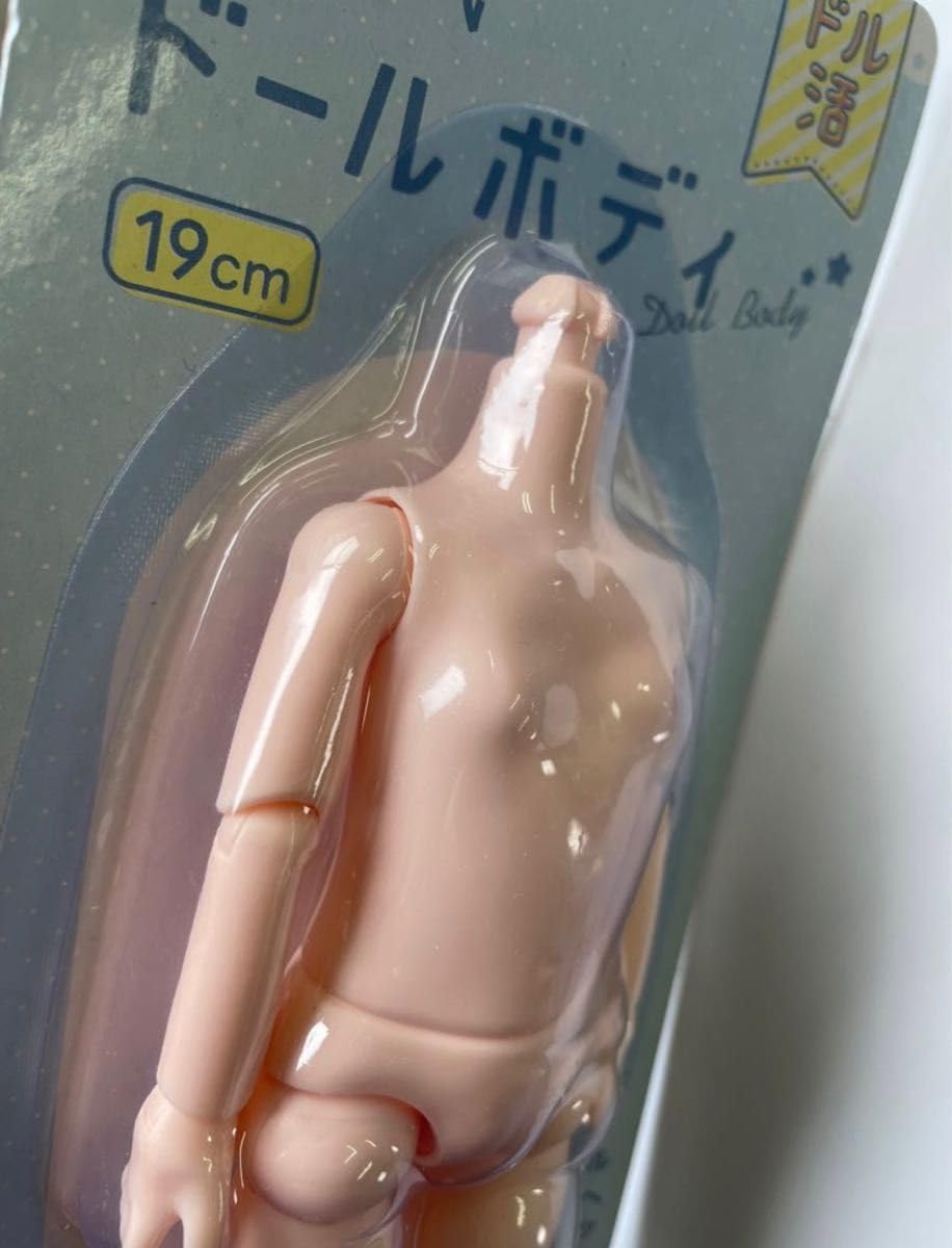 Amazon.co.jp: セリア ドル活 可動式 ドールボディ 19cm 品薄