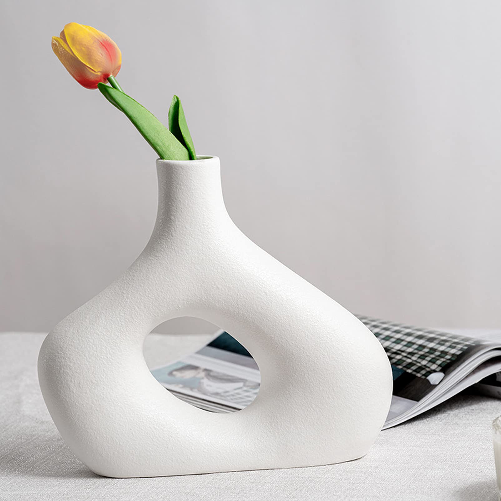 Keramik Blumenvasen,Vase für Pampasgras Schwarz Weiß Matt,Handmade Vasen Hochzeit Tischdeko,Deko Wohnzimmer Moderne Kreative Hohles Design,für Home Office Dekoration (Set of 2)
