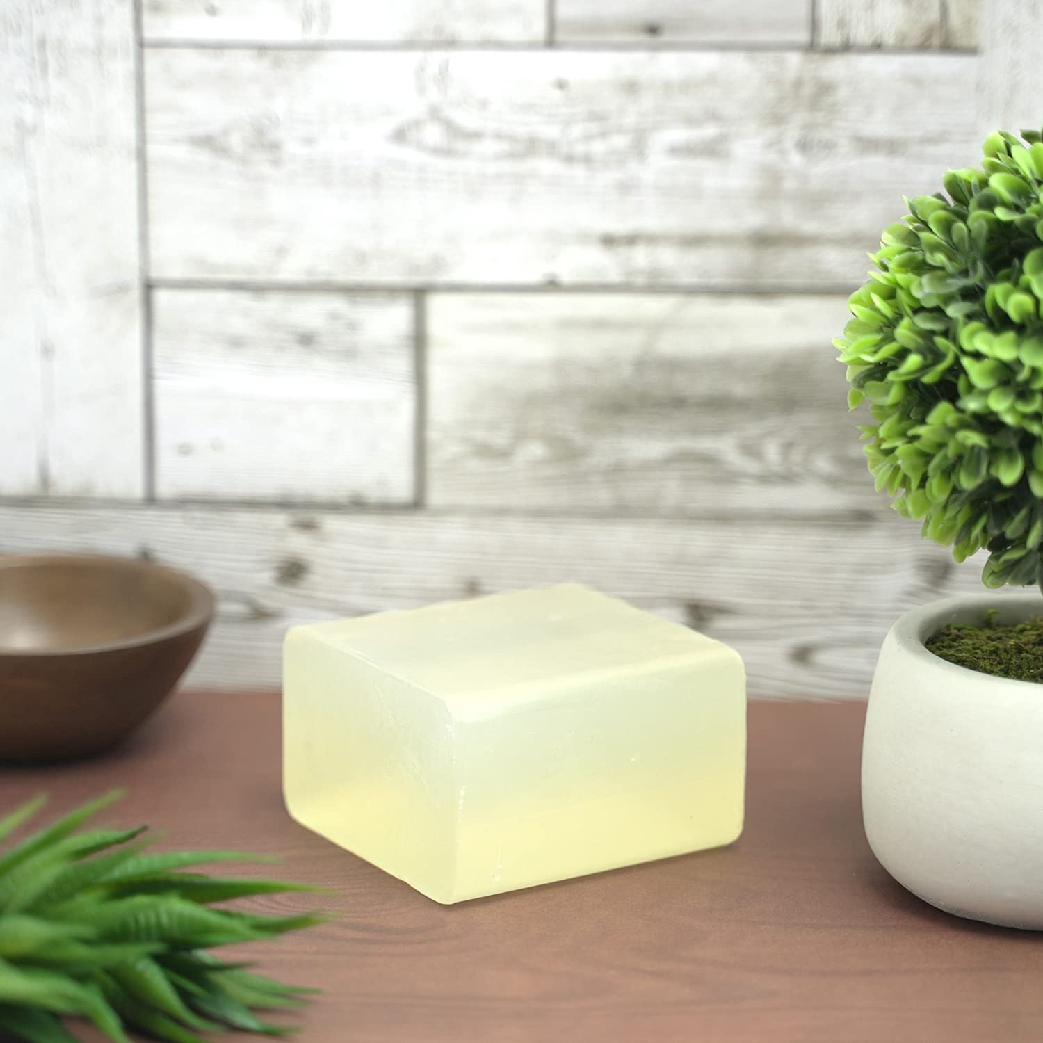 ClearLee Aloe Vera Melt and Pour Soap Base Cosmetic Grade Natural Bar 2lb