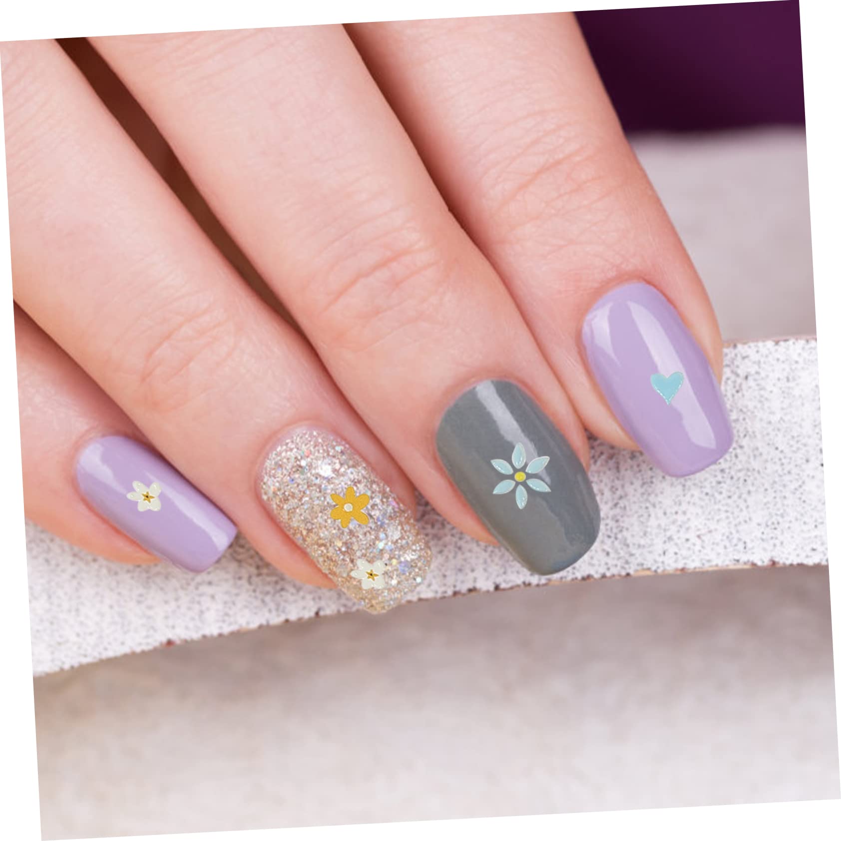 VICASKY 15pezzi Adesivi Per Unghie Embossed Nail Art Stickers Manicure Decorazioni Autoadesive Per Occasioni Speciali e Uso Quotidiano